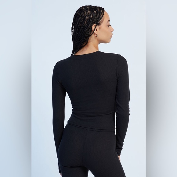 NWT WeWoreWhat Fitted Crewneck Sweatshirt In Black - Picture 4 of 5